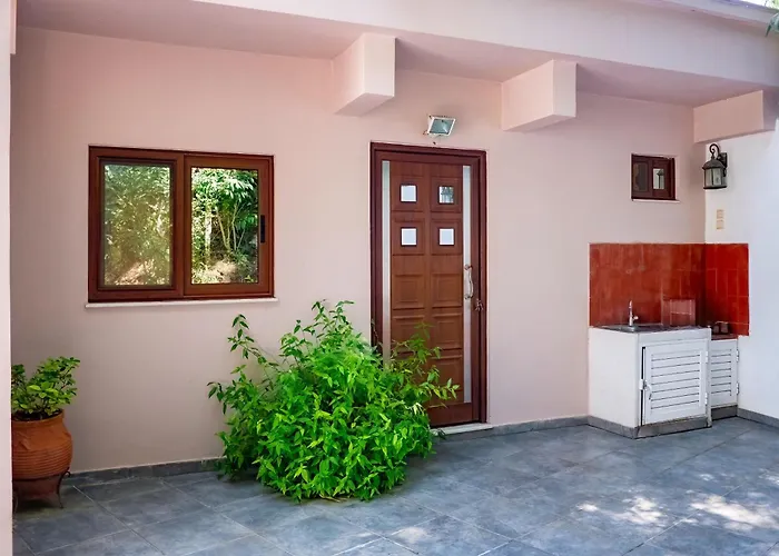 Koskinou Apartments Коскину